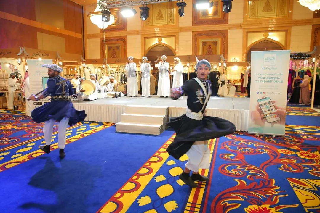 العروض الفلكلورية والتراثية