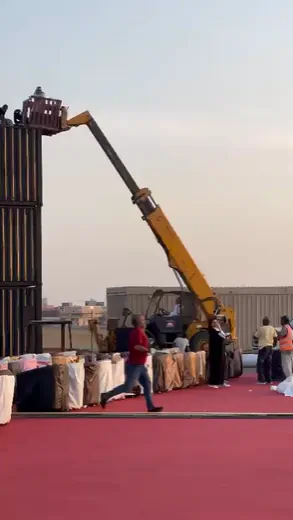بناء المسارح والتركيبات